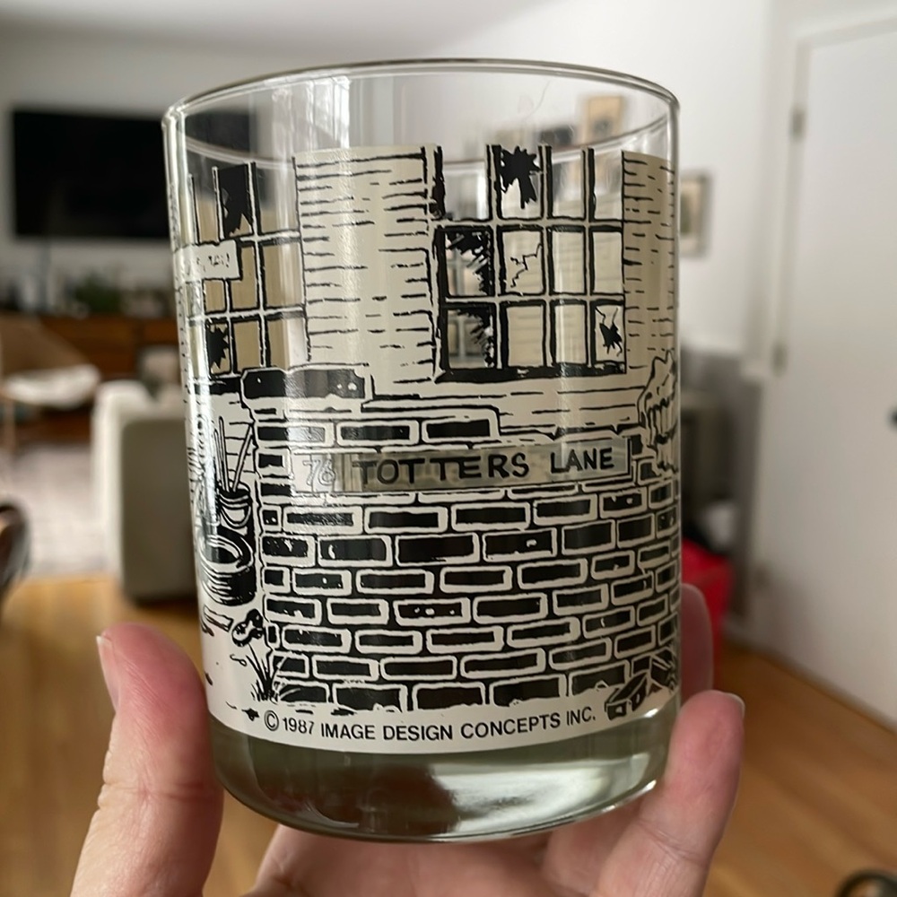 Dr. Who vintage commemorative drinking glass 1987 excellent condition